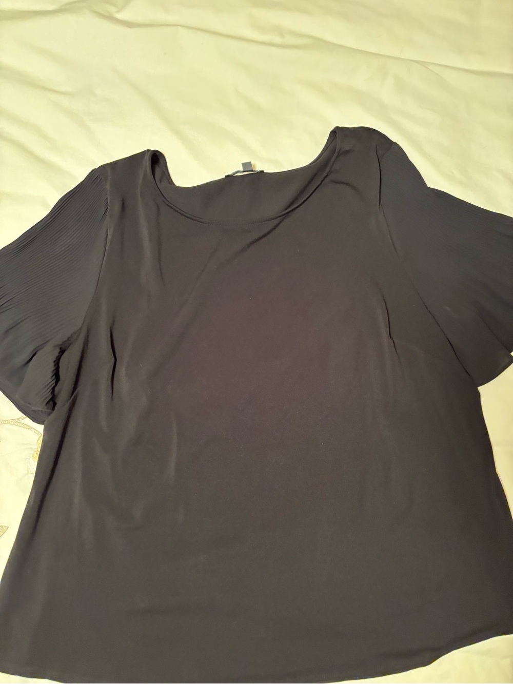 Adrianna Papell Black Flutter Sleeve Scoop Neck Top